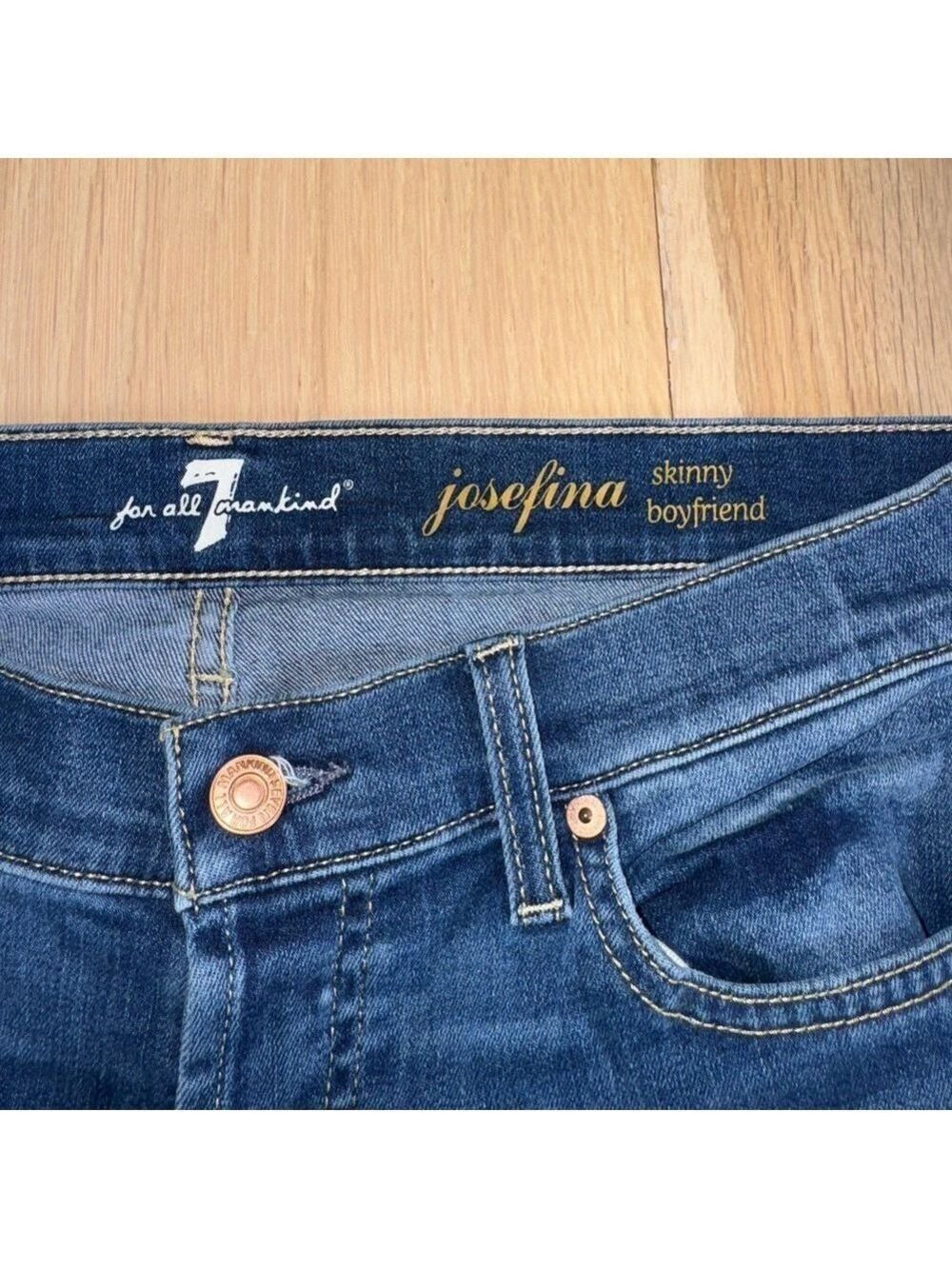 7 For All Mankind Josefina Slim Boyfriend Jeans Medium Wash Size 28 - Picture 3 of 6